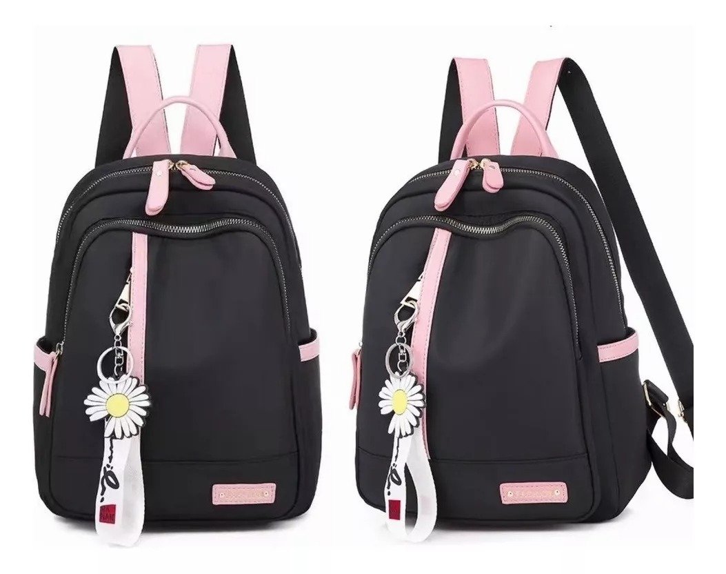 Mochila Feminina Impermeável de Nylon com Chaveirinho preta - Imagem 3
